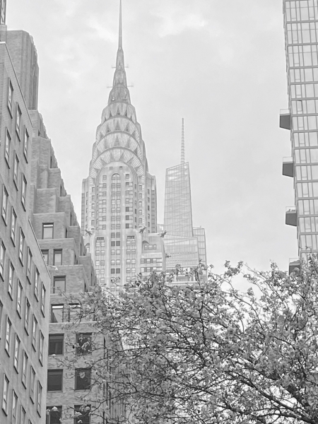 Fig. 2. Foto del edificio Chrysler desde East 43rd St. Fuente: elaboración propia. 